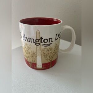 Washington, D.C. Starbucks 16 fl. oz Collector Series Mug 2011.